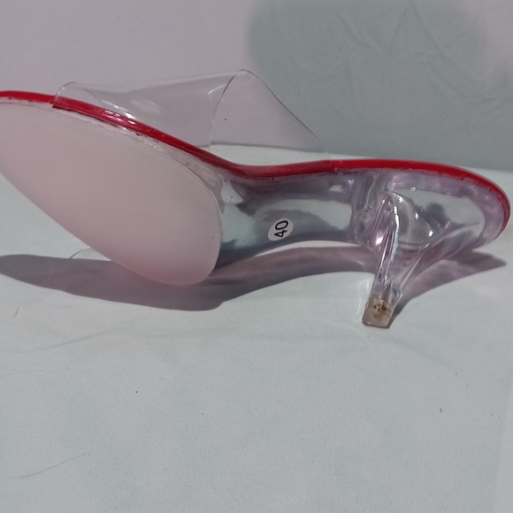 Shoes - Picture 5 of 6